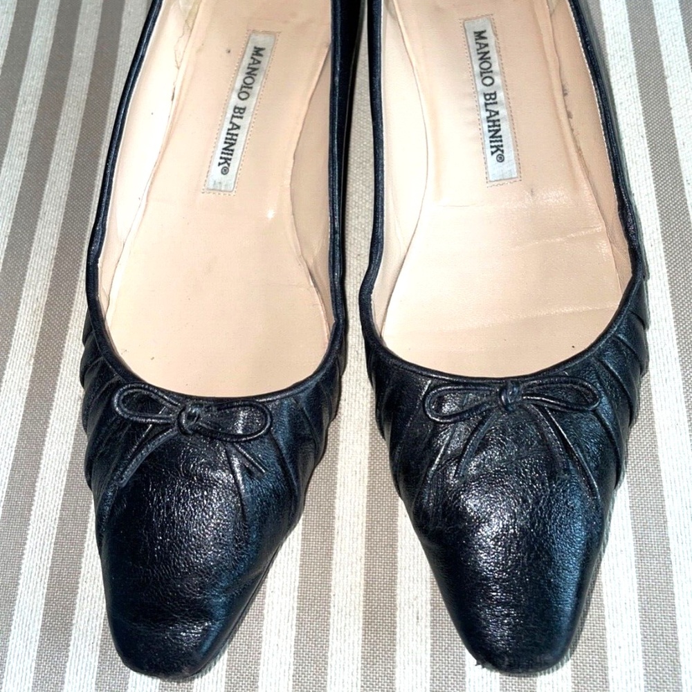 MANOLO BLAHNIK BLACK BALLERINA LEATHER LOW HEEL SHOES 38